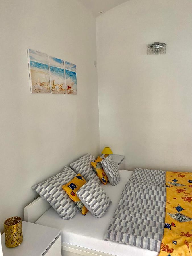 エゲルGrande Familia Apartmanアパートメント エクステリア 写真