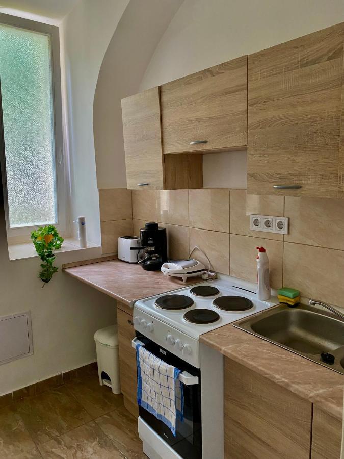 エゲルGrande Familia Apartmanアパートメント エクステリア 写真